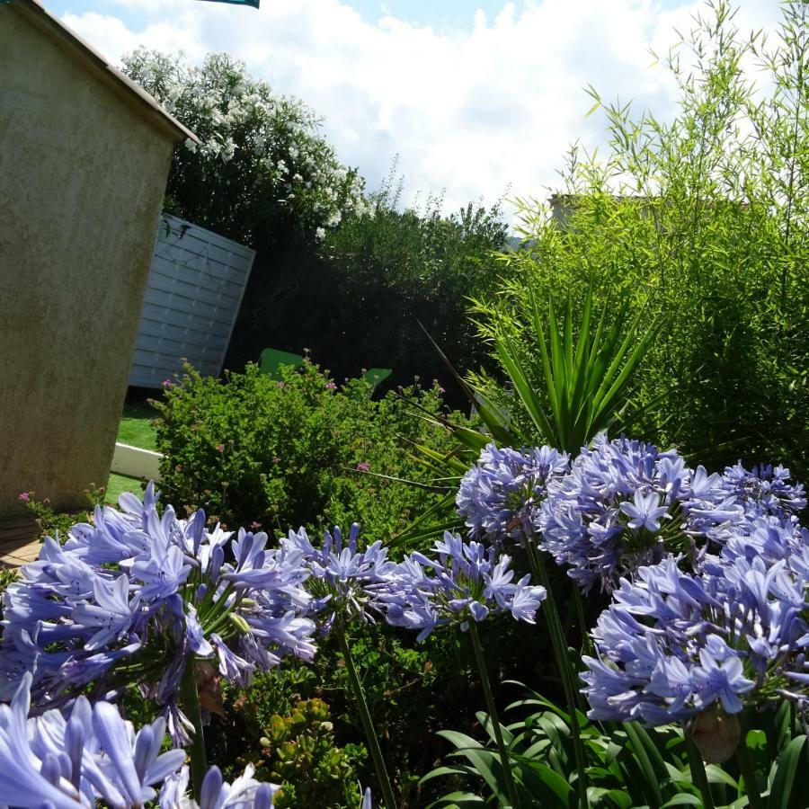 2 Pieces Independant Avec Son Jardinet Prive Hotel Borgo  Bagian luar foto
